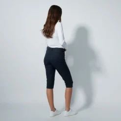 Lyric V2 Cropped 74 Cm Svart